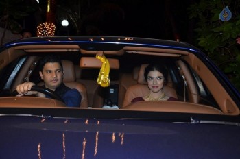 Celebrities at Akshay Kumar Hosted Diwali Party 2015  - 22 of 42
