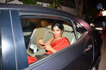 Celebrities at Akshay Kumar Hosted Diwali Party 2015  - 34 of 42