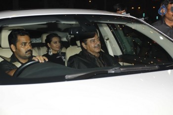 Celebrities at Amitabh Bachchan Hosted Diwali 2015 Party 1 - 39 of 106