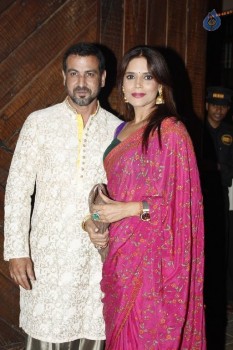Celebrities at Amitabh Bachchan Hosted Diwali 2015 Party 1 - 40 of 106