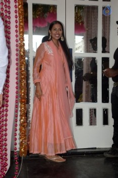 Celebrities at Bipasha Basu Mehndi Ceremony - 15 of 41