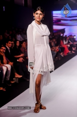 Celebrities at Bombay Times Fashion Week - 28 of 55