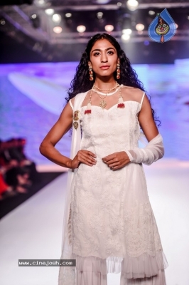 Celebrities at Bombay Times Fashion Week - 38 of 55