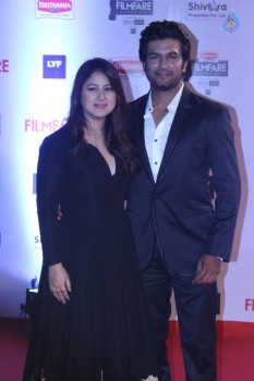 Celebrities at Filmfare 2016 Awards 2 - 38 of 80