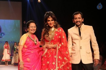 Celebrities at IIJW 2015 Show - 46 of 102