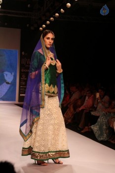 Celebrities at IIJW 2015 Show - 32 of 102