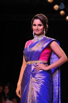 Celebrities at IIJW 2015 Show - 96 of 102