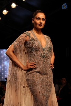 Celebrities at LFW Summer 2017 - 25 of 84