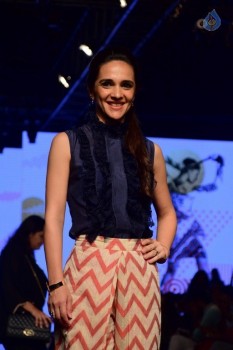 Celebrities at LFW Summer 2017 - 34 of 84