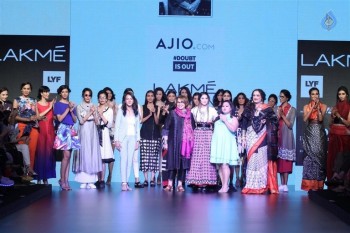 Celebrities at LFW Summer Resort 2016 - 19 of 61