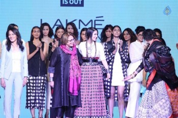 Celebrities at LFW Summer Resort 2016 - 23 of 61