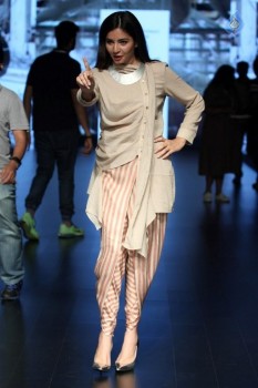 Celebrities at LFW Summer Spring 2016 Day 2 - 26 of 54