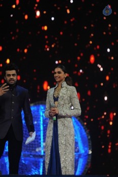 Celebrities at Mumbai Police Melawa Umang 2016 - 49 of 111