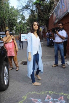 Celebrities Cast Their Vote in BMC Election 2017 - 8 of 54