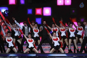 Celebrities Perform at Umang 2017 Show - 21 of 97
