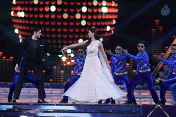Celebrities Perform at Umang 2017 Show - 39 of 97