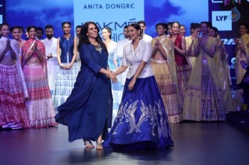 Celebrities Snapped on Day 3 of LFW Summer Resort 2016 - 25 of 57