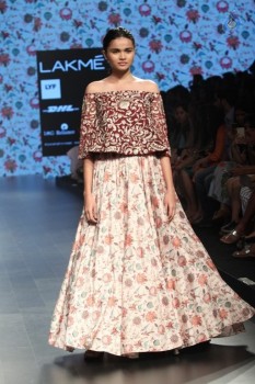 Celebrities Snapped on Day 3 of LFW Summer Resort 2016 - 42 of 57