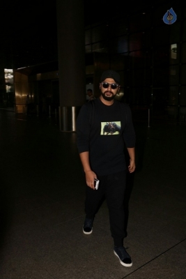 Celebrities Spotted at Airport - 35 of 41