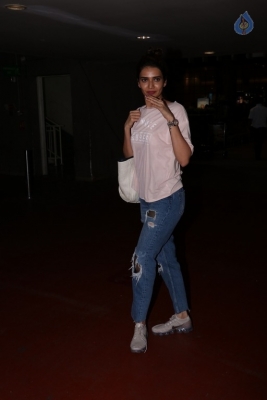Celebrities Spotted at Airport - 18 of 21