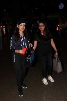 Celebrities Spotted at Airport - 25 of 32