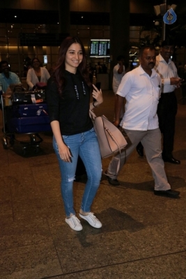 Celebrities Spotted at Airport  - 20 of 56