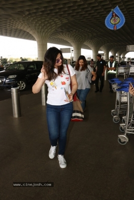 Celebrities Spotted at Airport Photos - 49 of 54