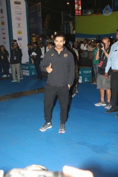 Celebrities Spotted at The Mumbai Marathon 2017 - 18 of 26