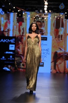 Celebrities Walks the Ramp at LFW 2016 - 29 of 60