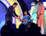 Celebs at IBN 7 Super Idols Awards - 18 of 52