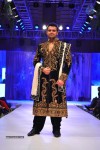 Celebs at Riyaz Gangji Libas Fashion Show - 29 of 64