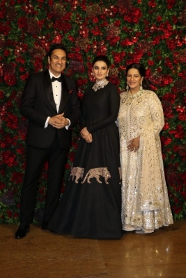 Deepika - Ranveer Mumbai Reception  - 50 of 93