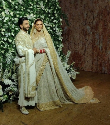 Deepika and Ranveer Mumbai Reception - 3 of 11