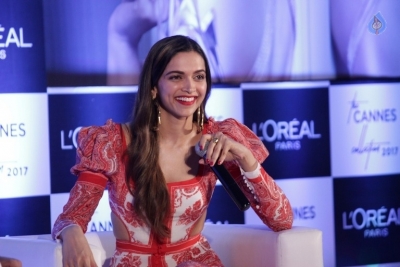 Deepika Unveils Loreal Paris New Cannes Collection 2017 - 7 of 19