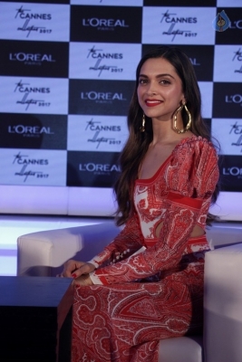 Deepika Unveils Loreal Paris New Cannes Collection 2017 - 9 of 19