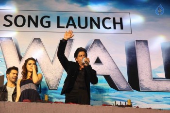Dilwale Film Gerua Song Launch - 28 of 42