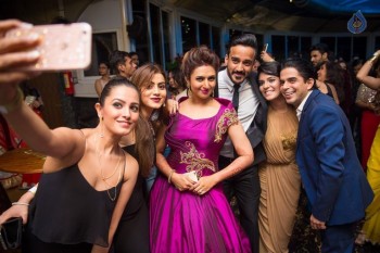 Divyanka and Vivek Wedding Party - 32 of 42