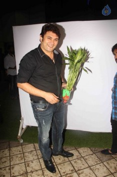Divyanka and Vivek Wedding Party - 38 of 42