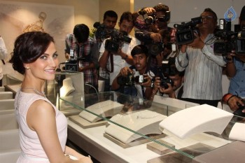 Elli Avram at Zoya Boutique Event - 4 of 20