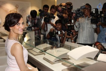 Elli Avram at Zoya Boutique Event - 14 of 20