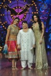 Genelia n Malaika at Nachle Ve Spot - 26 of 57