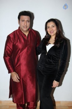 Govinda Snapped with Daughter Tina Ahuja - 4 of 18