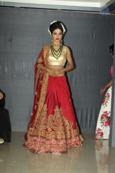 Hair and Makeup Fiesta By Bharat and Dorris - 17 of 84