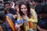 Kareena Heroine Music Launch at Siddhivinayak Temple - 23 of 45