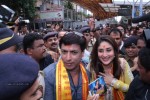 Kareena Heroine Music Launch at Siddhivinayak Temple - 24 of 45