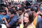 Kareena Heroine Music Launch at Siddhivinayak Temple - 33 of 45
