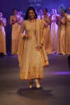 Hot Celebs at IIJW 2012 Show - 107 of 238