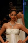 Hot Celebs at IIJW 2012 Show - 111 of 238