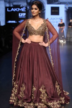 Ileana at LFW Winter Festive 2016 - 4 of 42