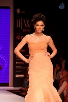 India International Jewellery Week 2015 Show  - 2 of 126